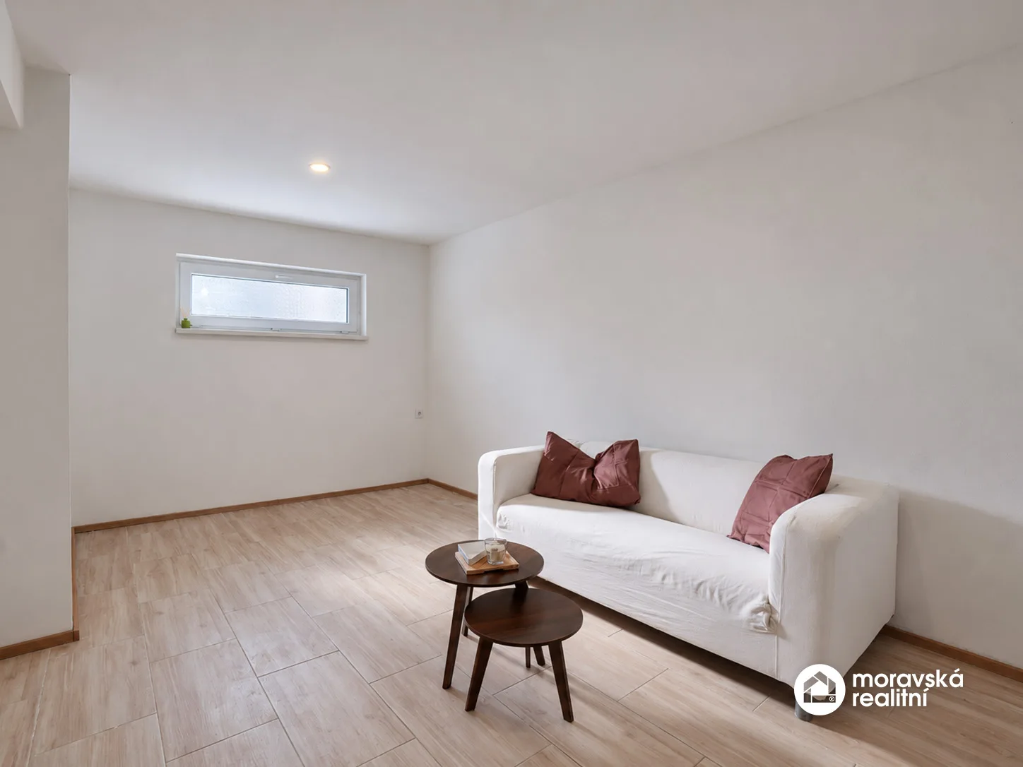 Prodej nebytového prostoru 31 m² se vstupem z ulice, po rekonstrukci - Brno-Židenice, Viniční