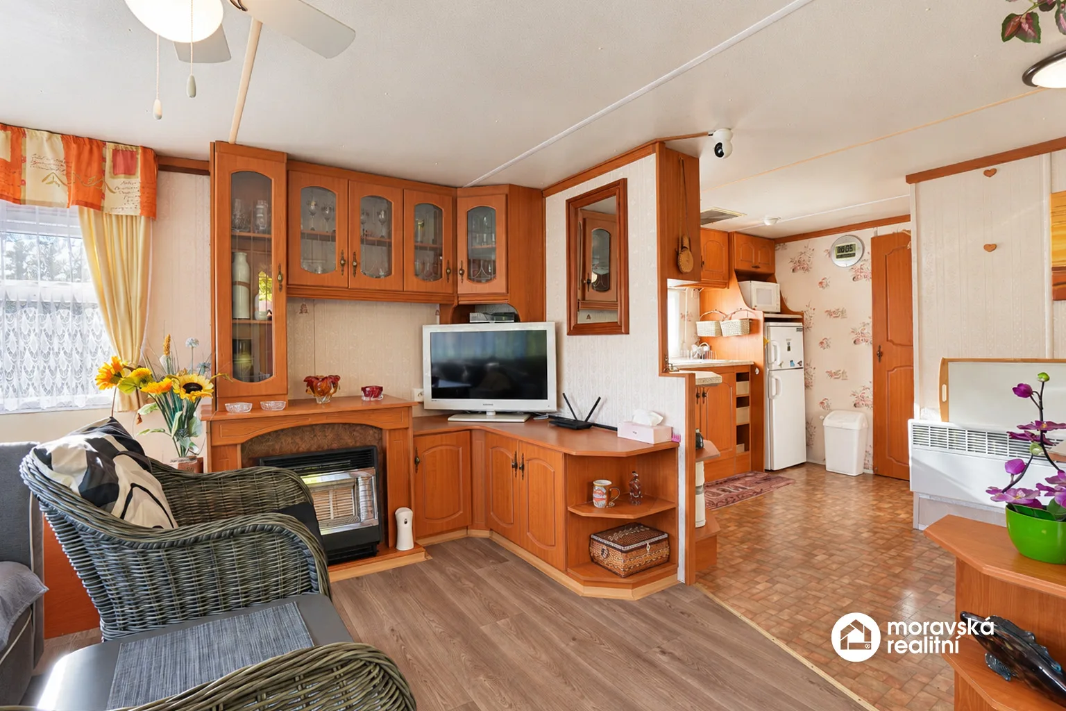Prodej zateplené celoroční chaty, vlastní oplocený pozemek 224 m², Ivančice - Stříbský mlýn