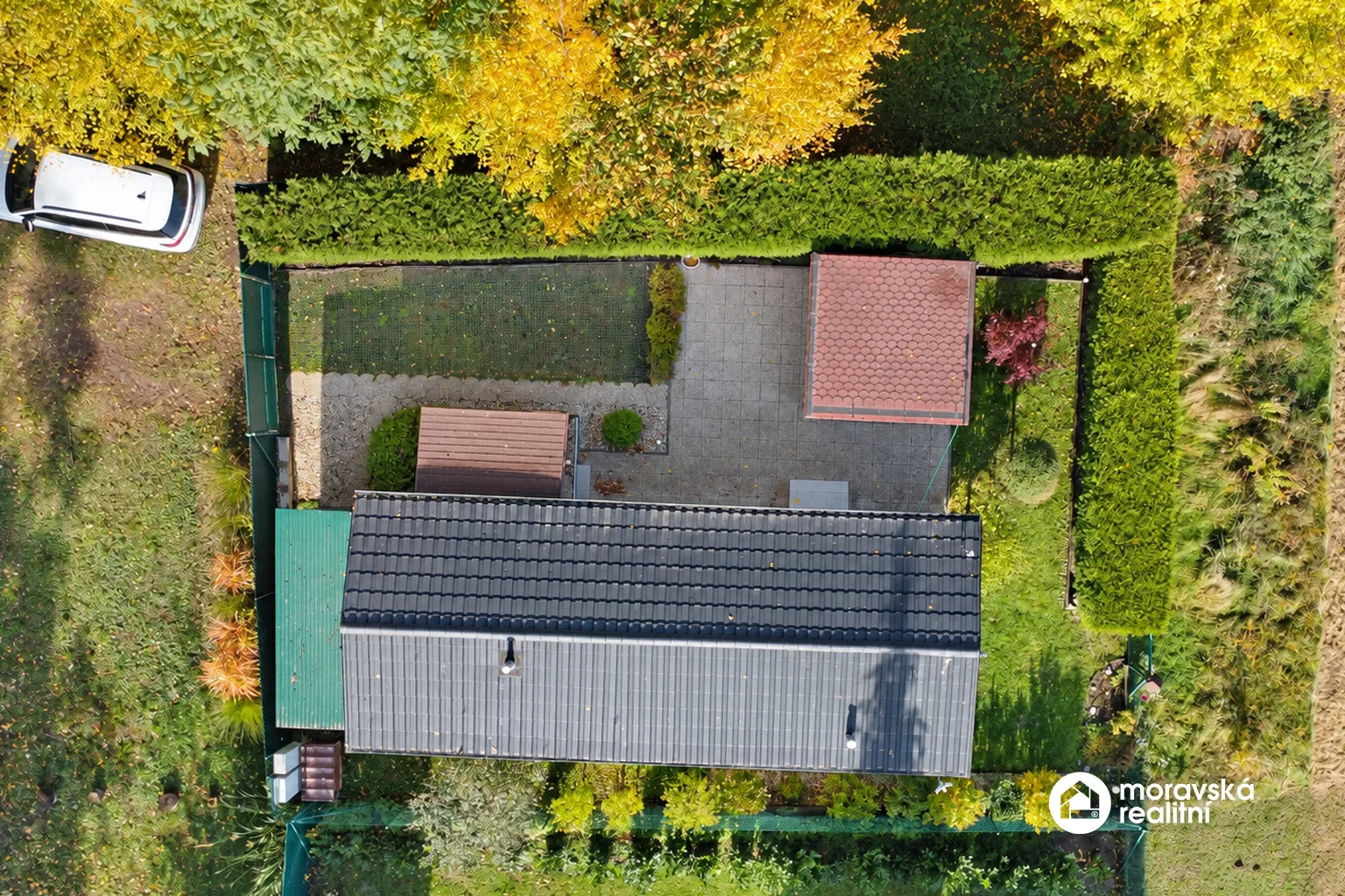 Prodej zateplené celoroční chaty, vlastní oplocený pozemek 224 m², Ivančice - Stříbský mlýn
