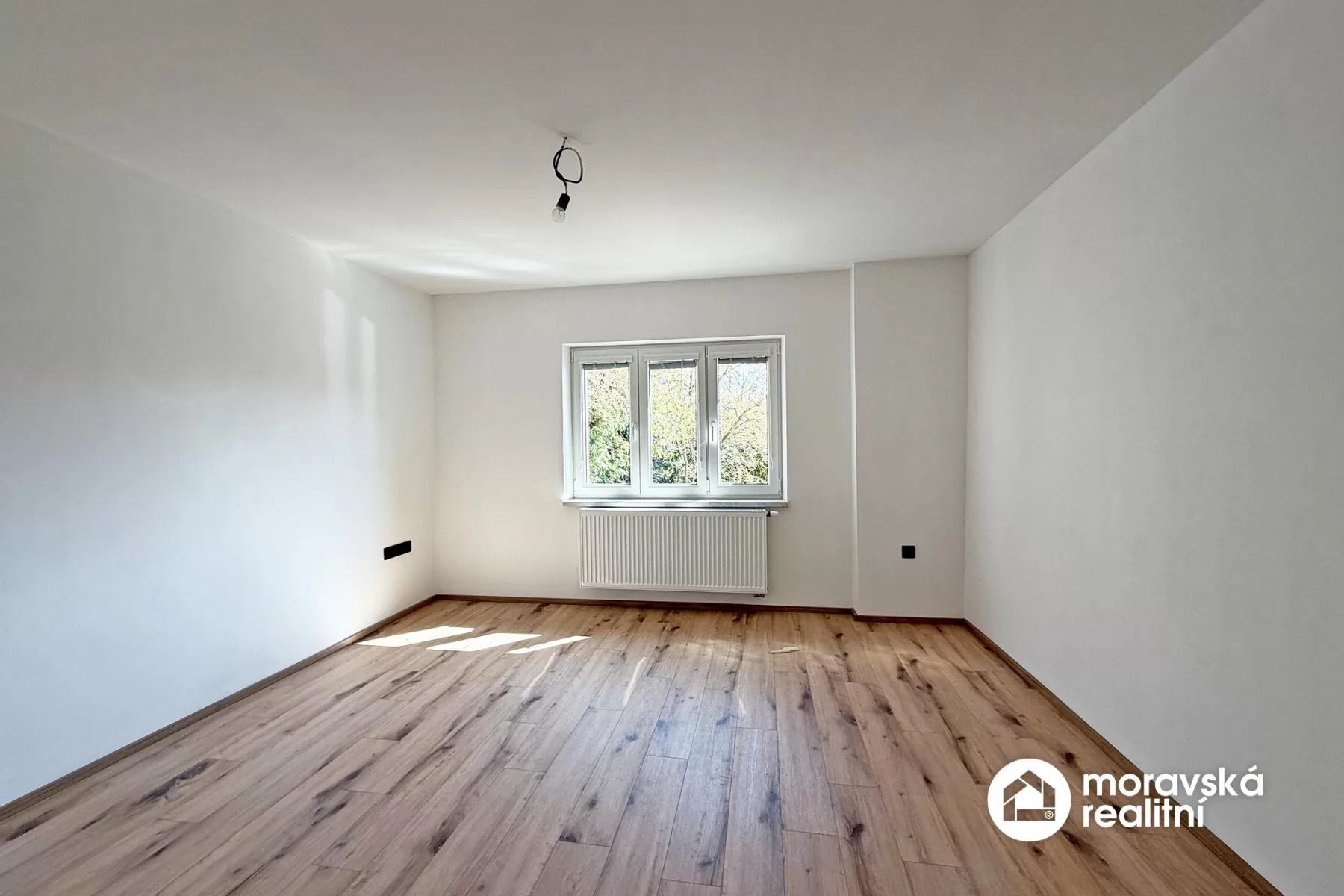 Rodinný dům s obřím potenciálem 30 min od Brna, ihned k nastěhování!