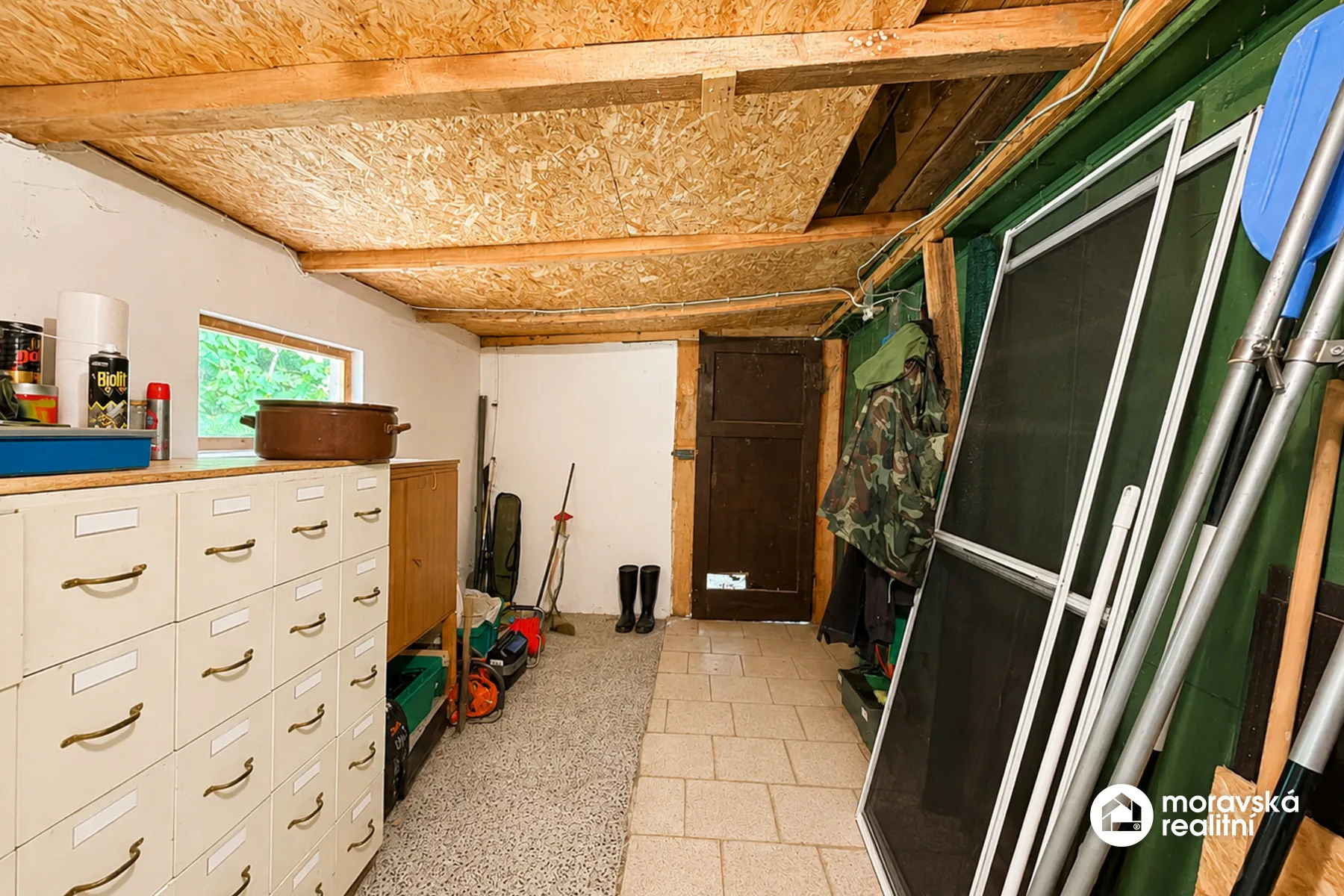 Prodej chaty 64 m² v první řadě přímo u vody – Chvalatice, Vranovská přehrada