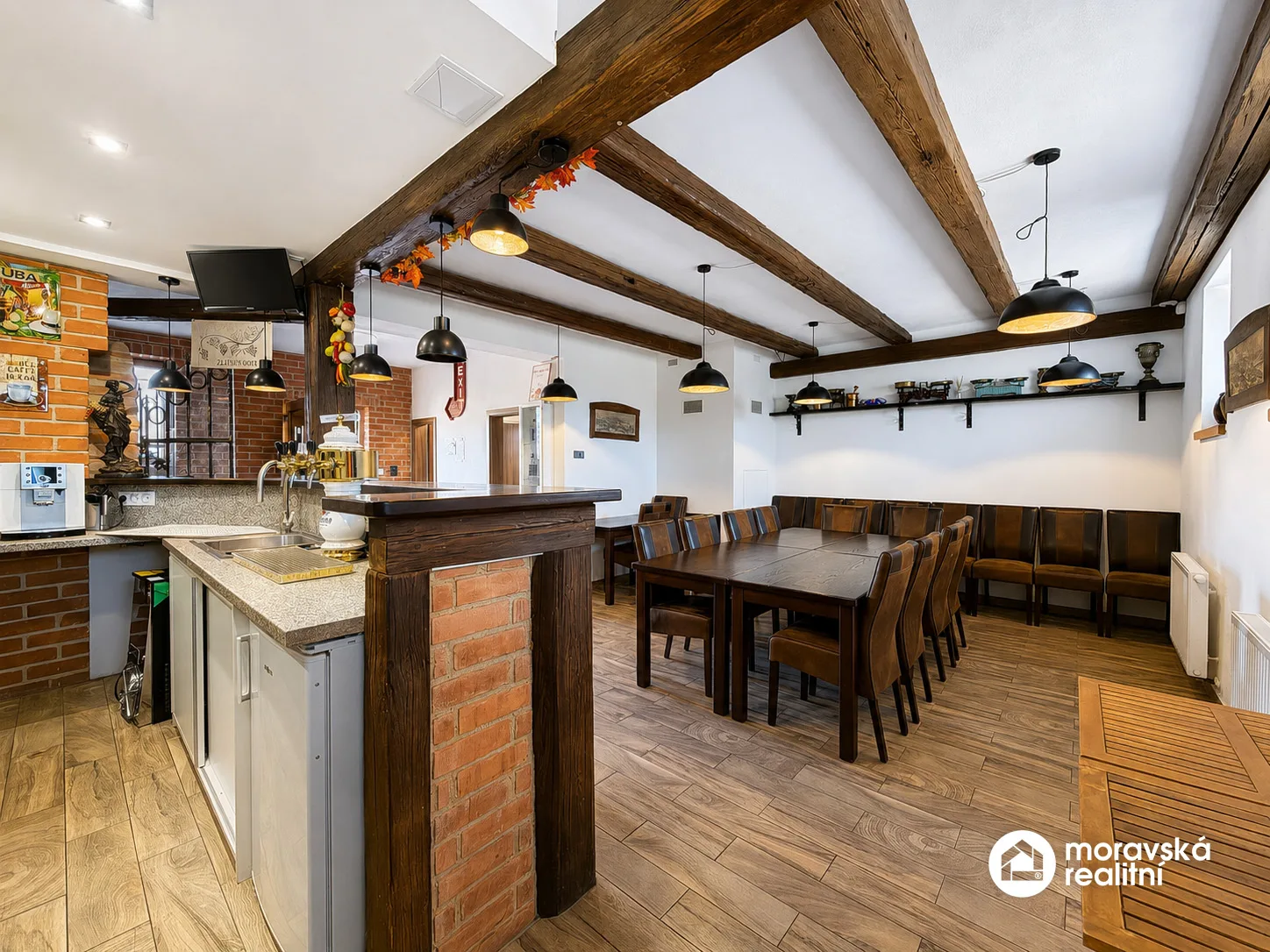 Penzion Rotunda – prodej zavedeného ubytovacího zařízení, Jevišovka (jižní Morava)