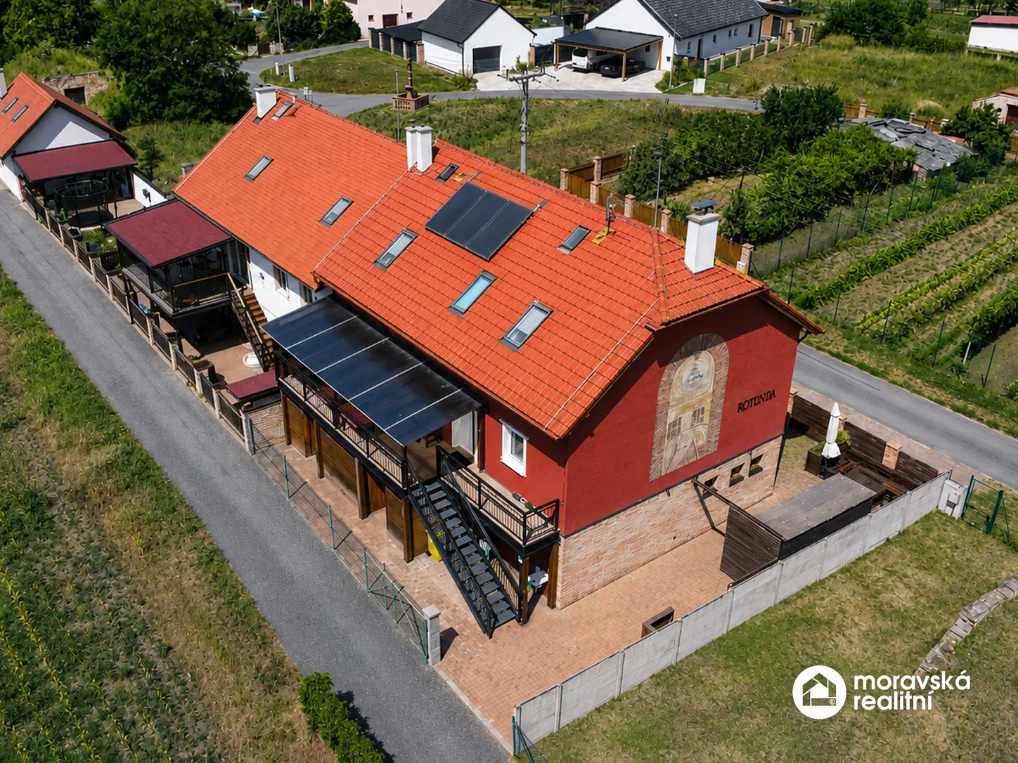 Penzion Rotunda – prodej zavedeného ubytovacího zařízení, Jevišovka (jižní Morava)