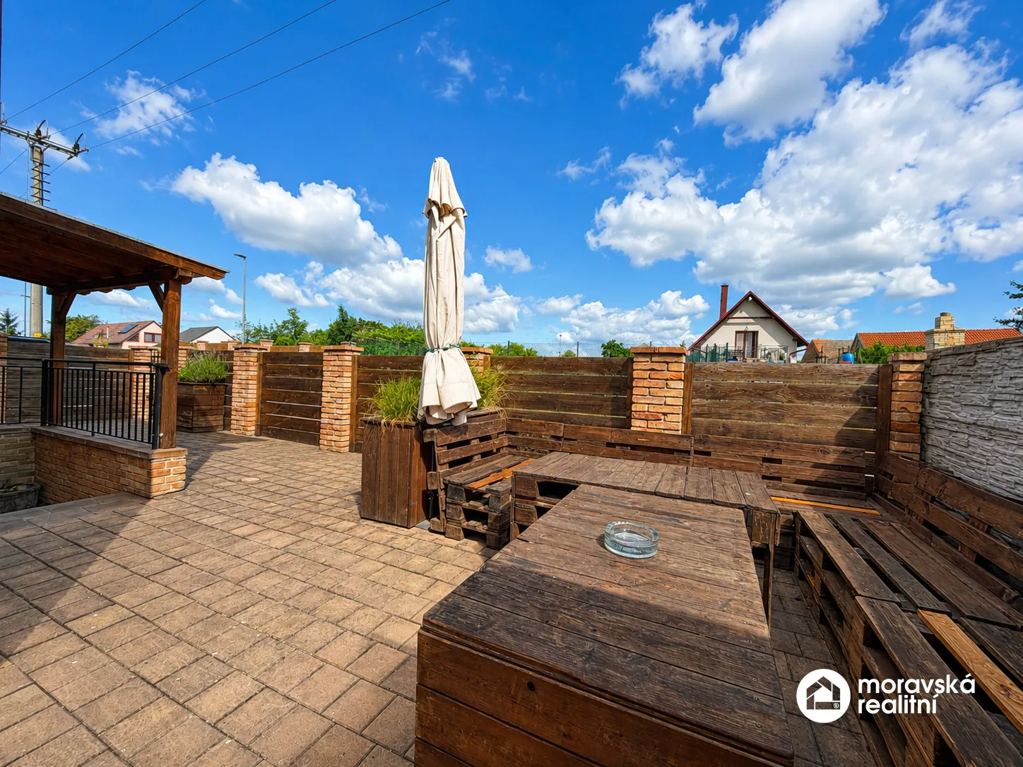 Penzion Rotunda – prodej zavedeného ubytovacího zařízení, Jevišovka (jižní Morava)