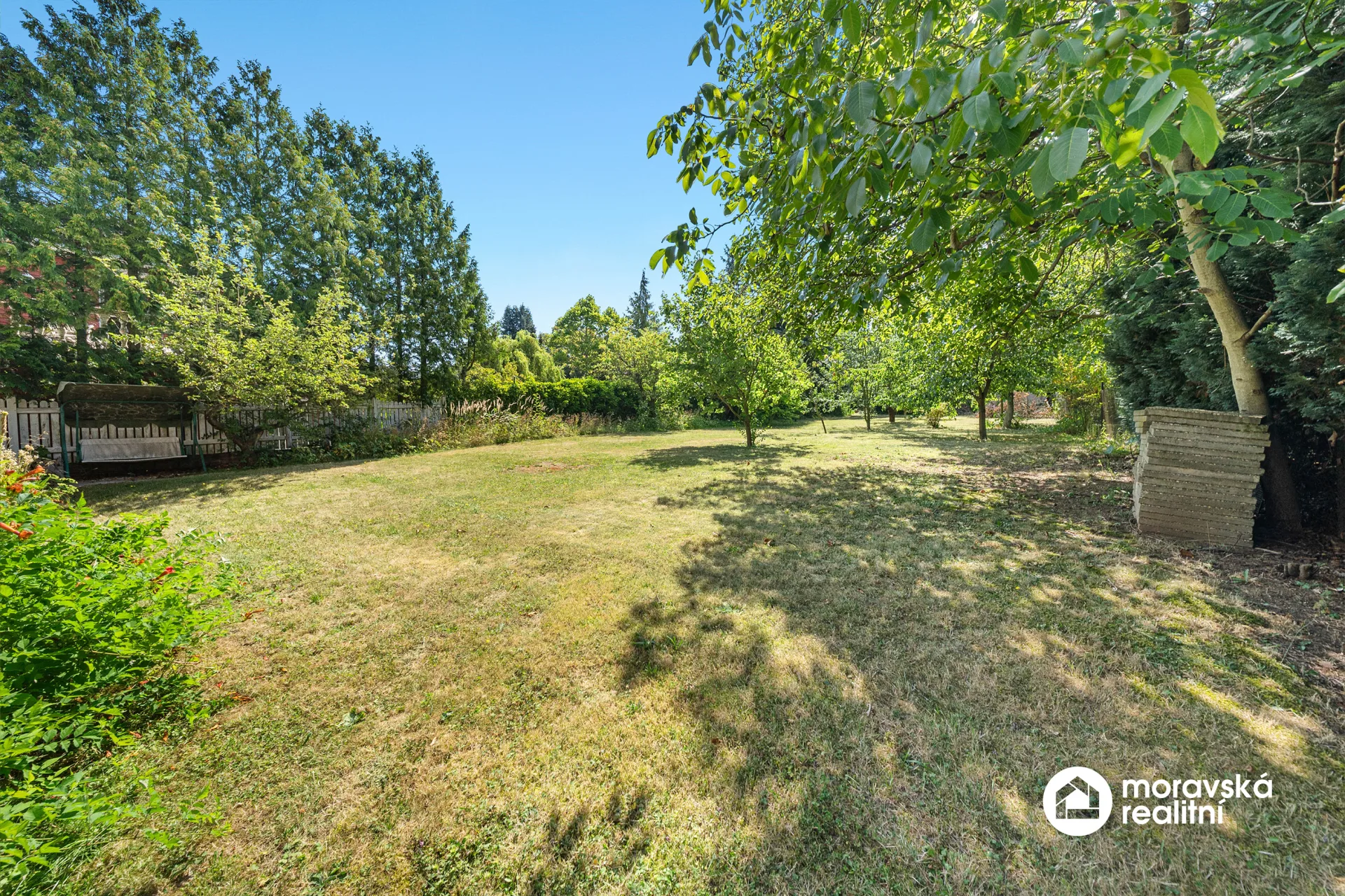 Prodej rodinného domu 5+1, 210 m², pozemek 1 048 m², Praha 5 – ul. Pod viaduktem