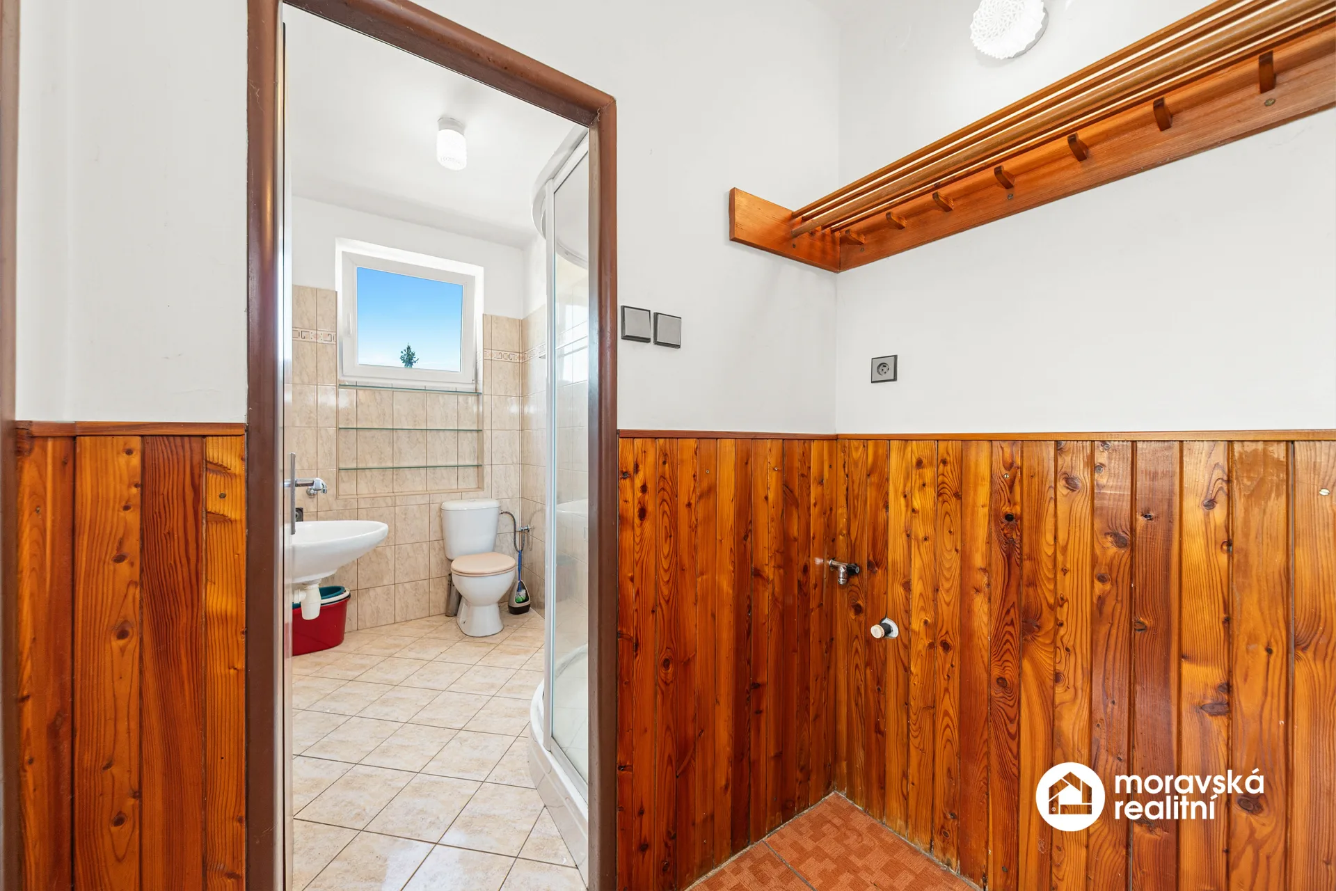 Prodej rodinného domu 5+1, 210 m², pozemek 1 048 m², Praha 5 – ul. Pod viaduktem
