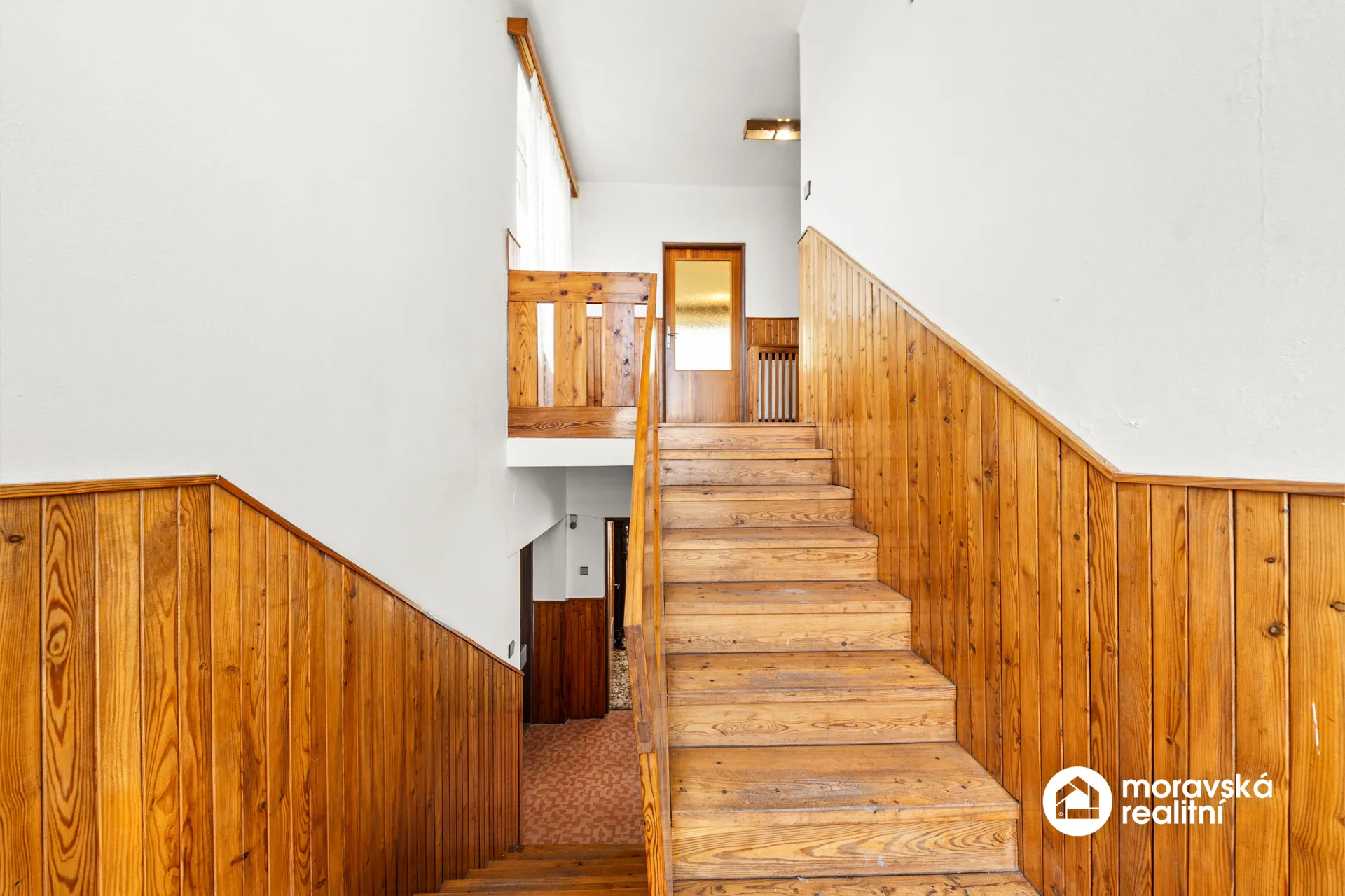 Prodej rodinného domu 5+1, 210 m², pozemek 1 048 m², Praha 5 – ul. Pod viaduktem