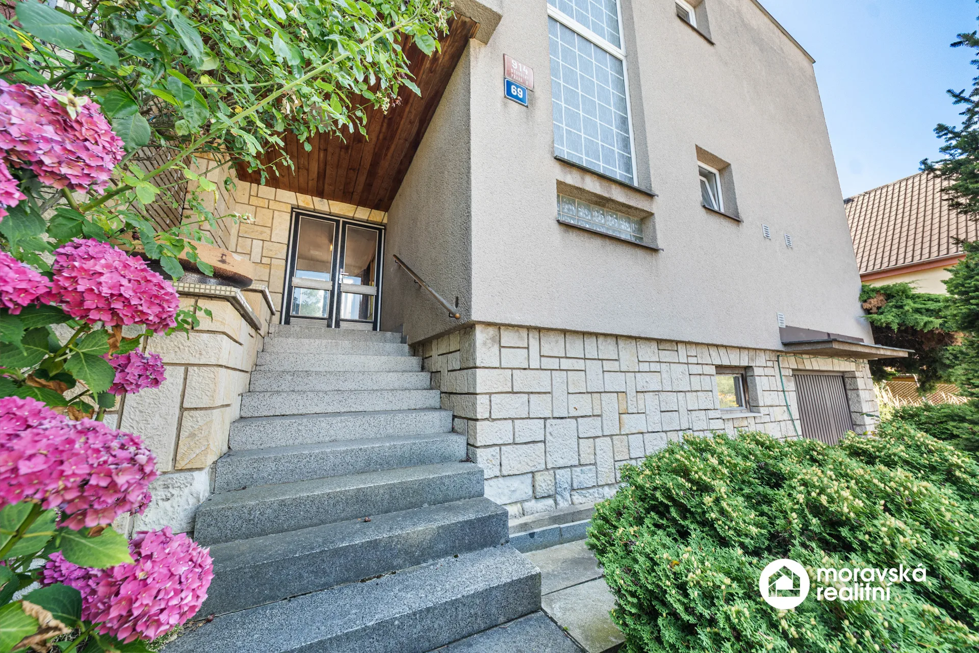 Prodej rodinného domu 5+1, 210 m², pozemek 1 048 m², Praha 5 – ul. Pod viaduktem
