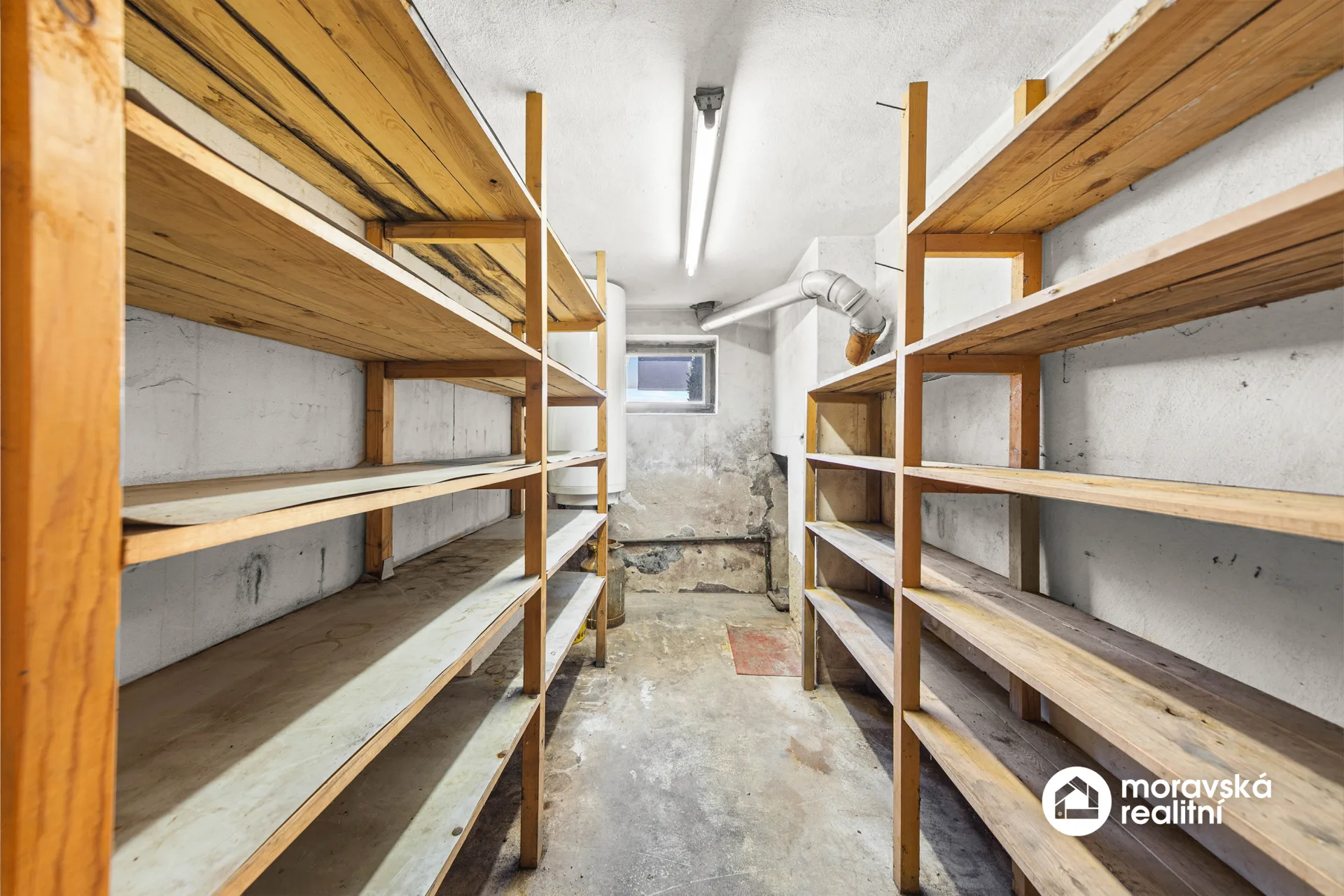 Prodej rodinného domu 5+1, 210 m², pozemek 1 048 m², Praha 5 – ul. Pod viaduktem